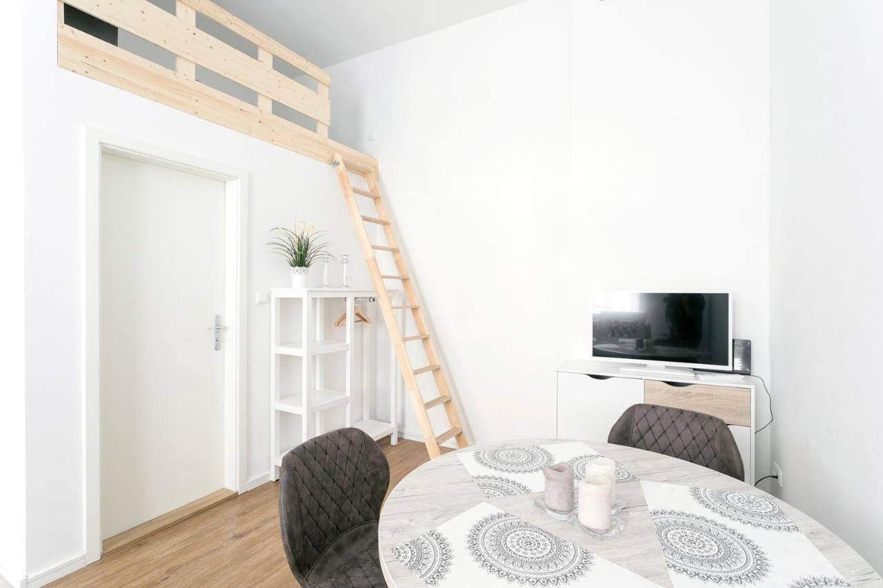 Appartement For 3 Berlijn